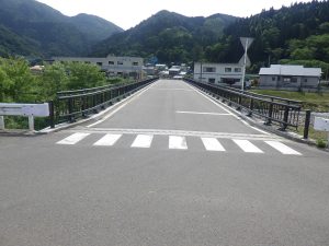 長嶺橋　道路メンテナンス工事