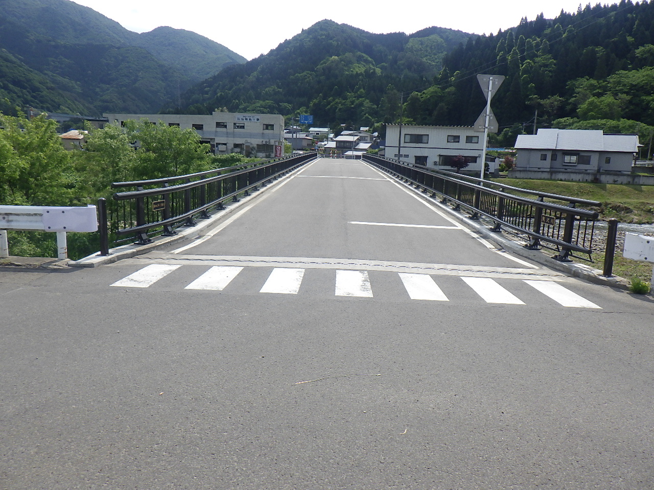 長嶺橋　道路メンテナンス工事